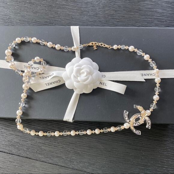 CHANEL Resin Glass Gold Pearl Authentic Necklace - Picture 1 of 14